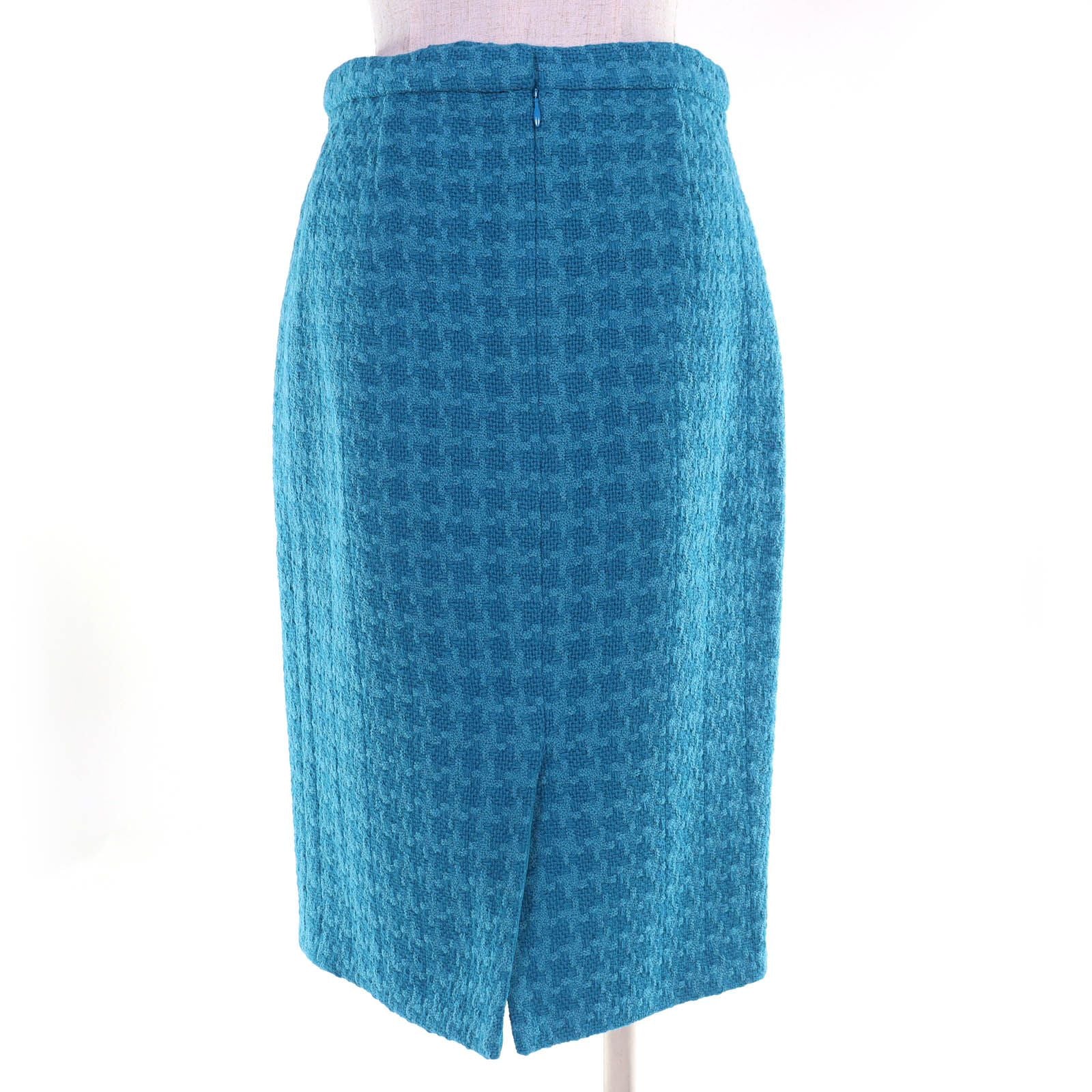 Chanel 19k Wool 100% CC Logo Flower Button Tweed Skirt Lining Blue 36 — view 3