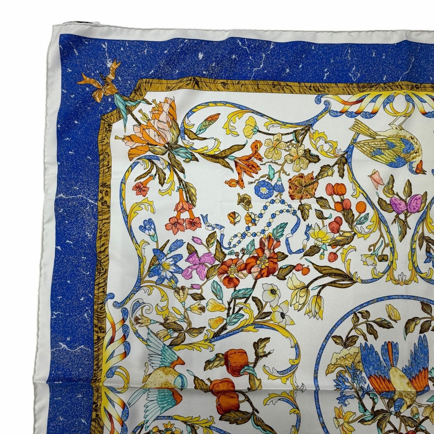 Hermes Carre 90 Pierres D'orient Et D'occident Oriental and Western Silk 100% — view 2