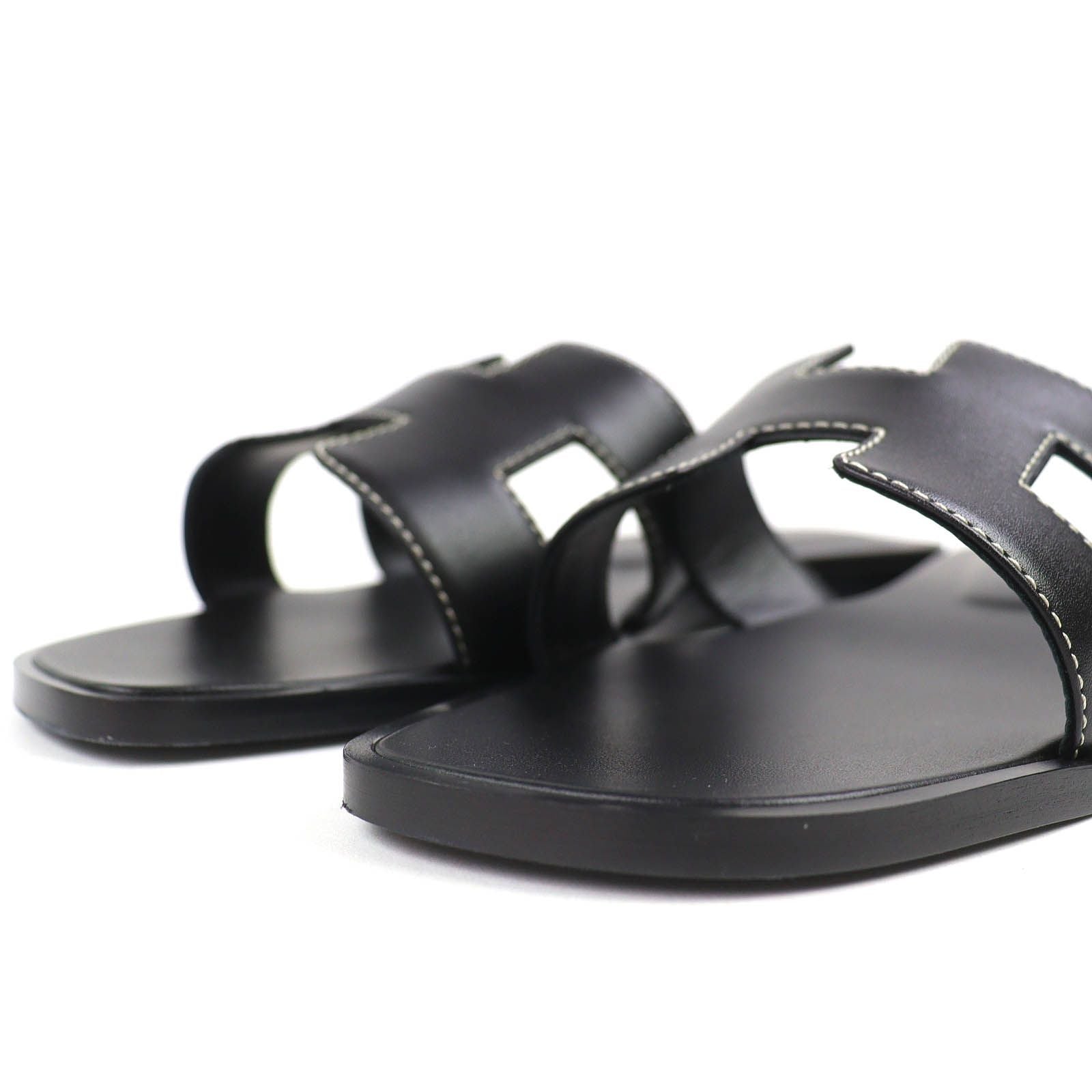 Hermes Oran Box Calf Leather Motif Flat Sandals Mules Black 38.5 Box — view 5