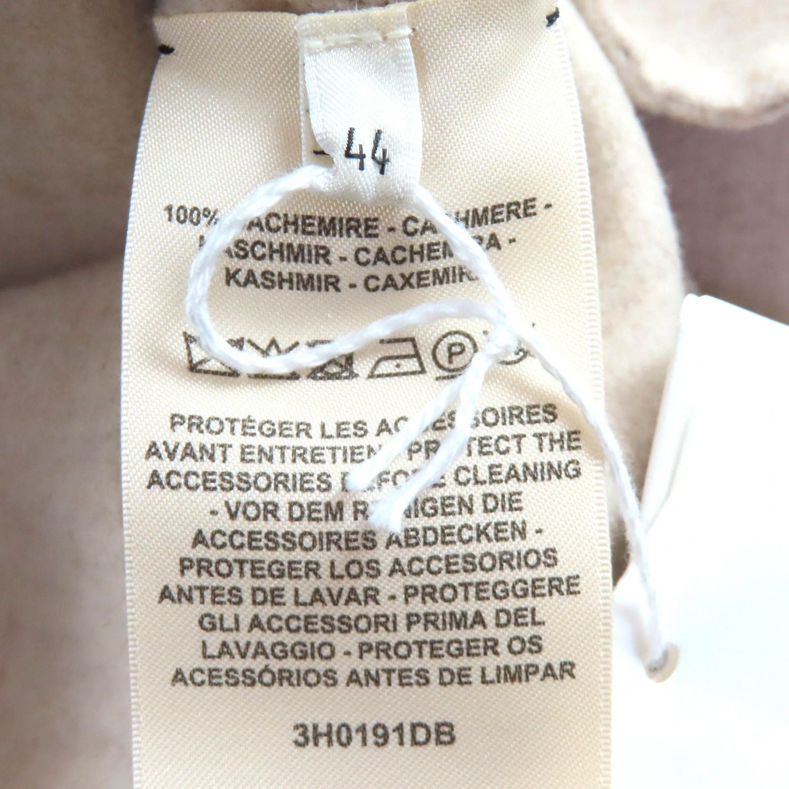 Hermes Cashmere Wood Series Button Long Gilet Vest Beige 44 Recommended — view 8