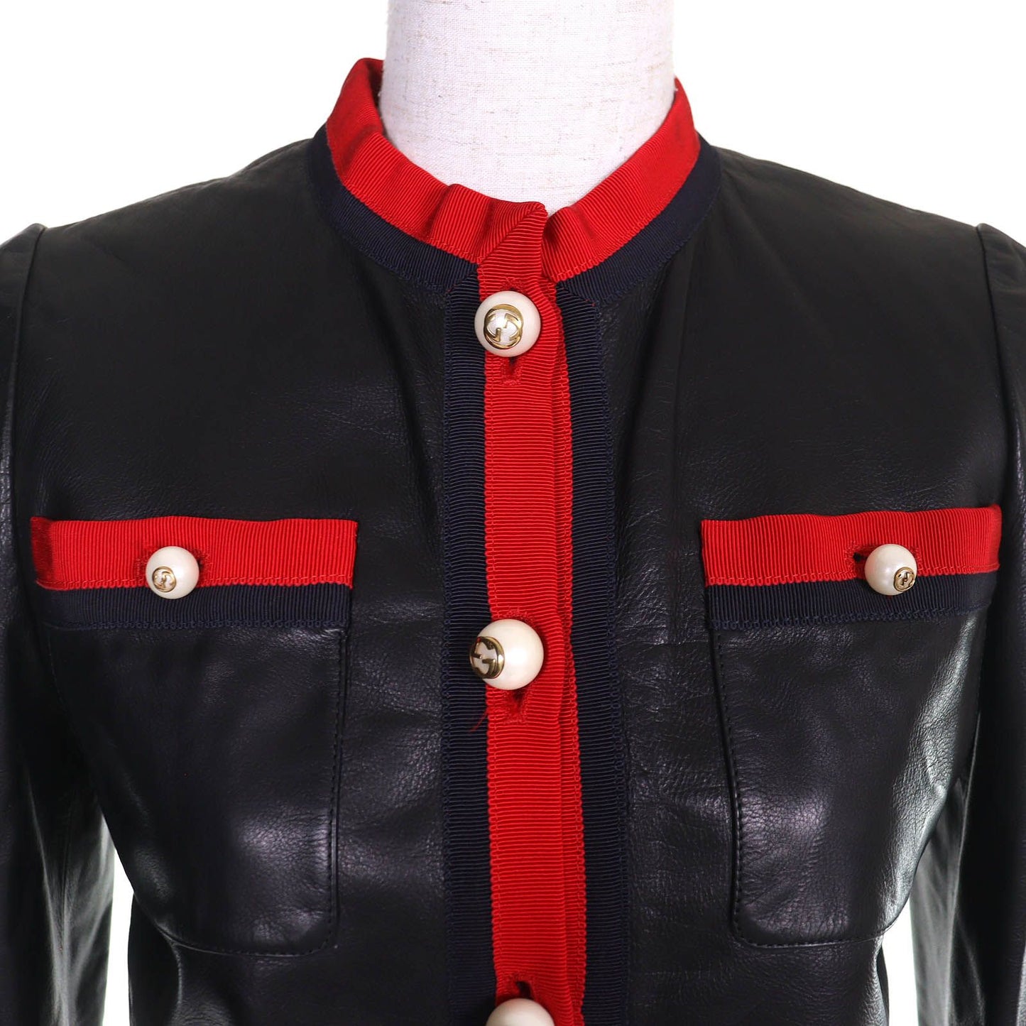 Gucci Lining Allover Pattern GG Pearl Buttoned No Leather Jacket Black Red 36 — view 4