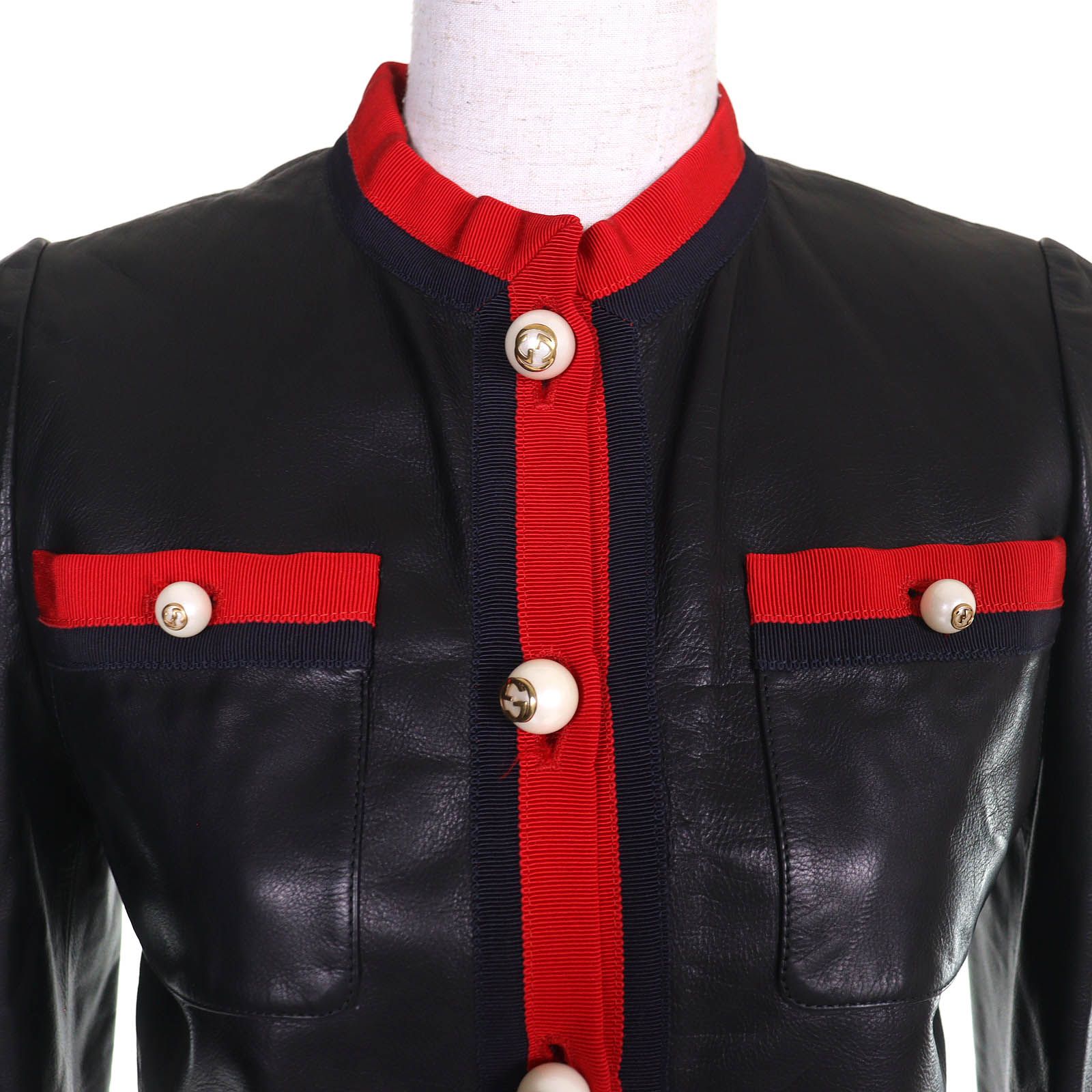 Gucci Lining Allover Pattern GG Pearl Buttoned No Leather Jacket Black Red 36 — view 4