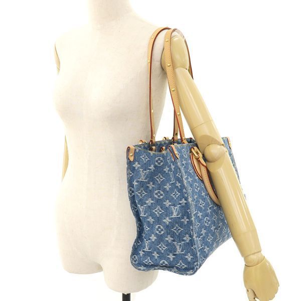 Louis Vuitton Monogram Denim On The Go MM Remix Tote — view 9