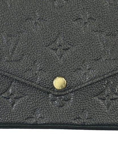 Louis Vuitton Shoulder Bag — view 9