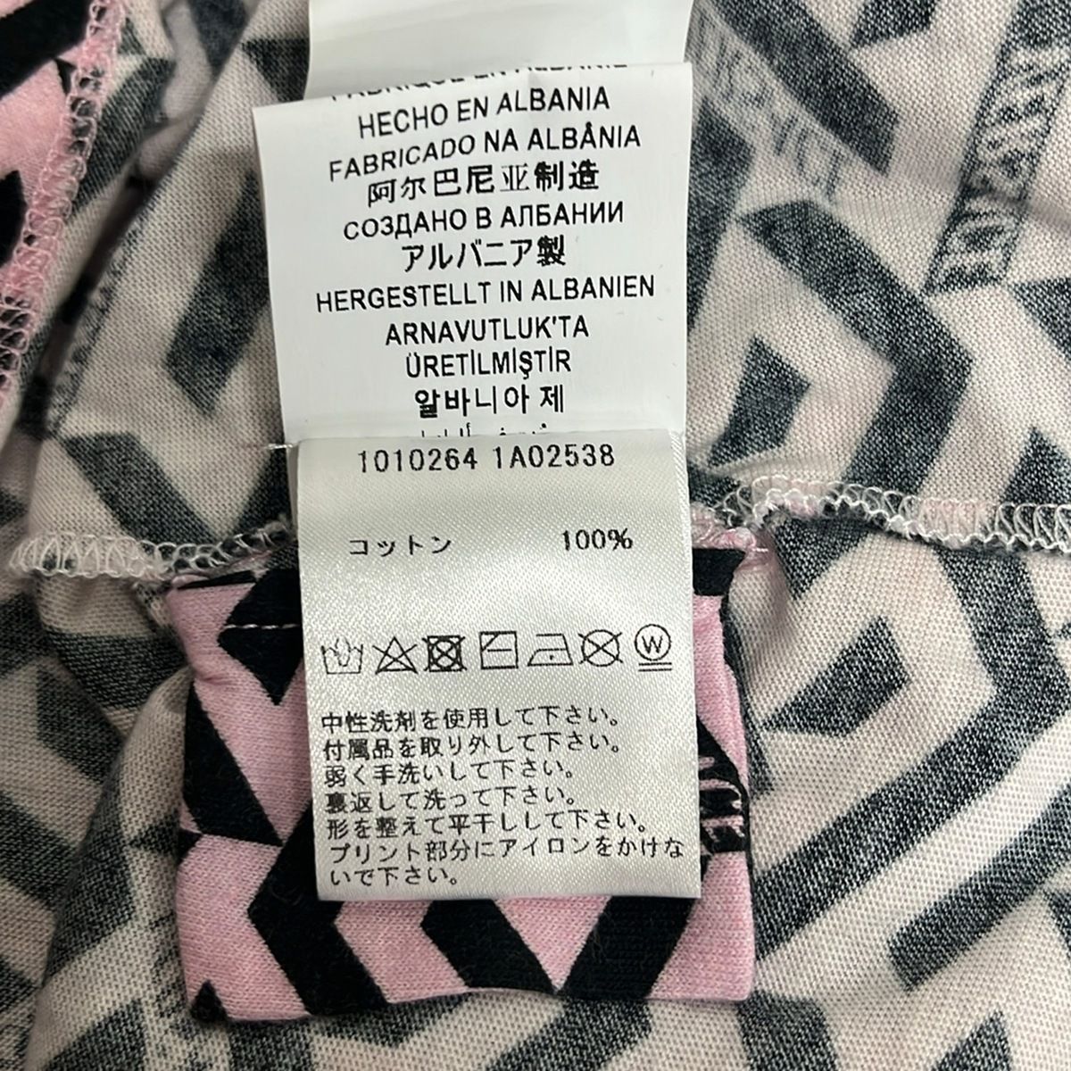 Versace Short Sleeve Top 40 M Light Pink Black White Crew Neck Safety Pin — view 4