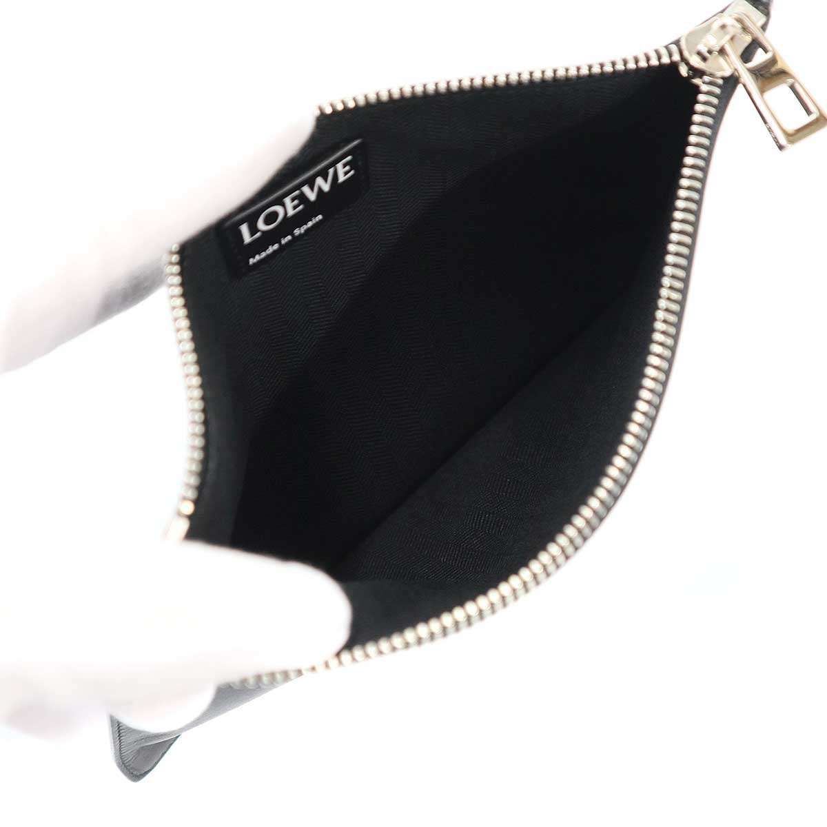 Loewe Anagram Leather Pouch Black — view 4