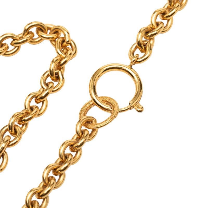 Chanel CC Logo Vintage Chain Pendant Necklace Gold Plated — view 4