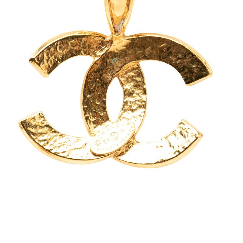 Chanel CC Logo Vintage Chain Pendant Necklace Gold Plated — view 5