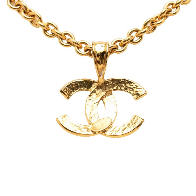 Chanel CC Logo Vintage Chain Pendant Necklace Gold Plated — view 2