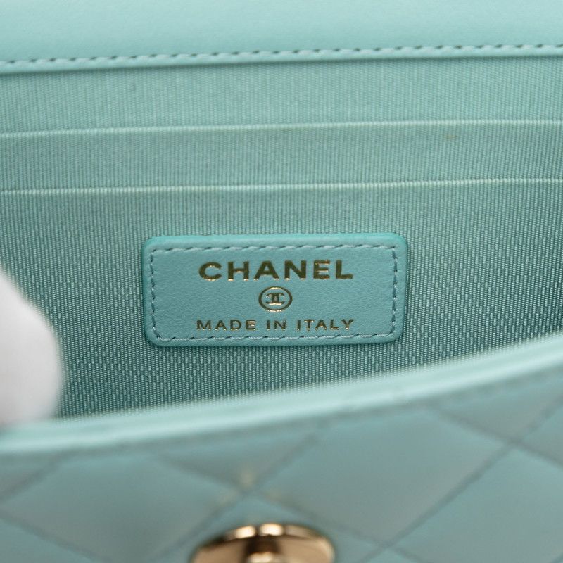 Chanel Trendy CC Logo Quilted Chain Shoulder Bag Light Blue Lambskin — view 5