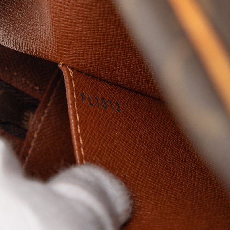 Louis Vuitton Monogram Cite MM Shoulder Bag Brown Leather — view 7