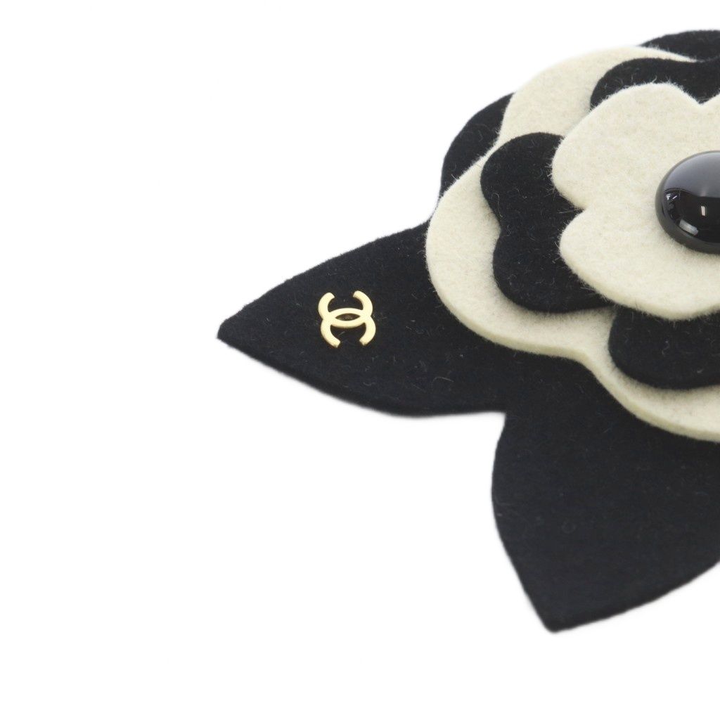 Chanel Camellia Felt Brooch CC Logo Black Ivory — view 4