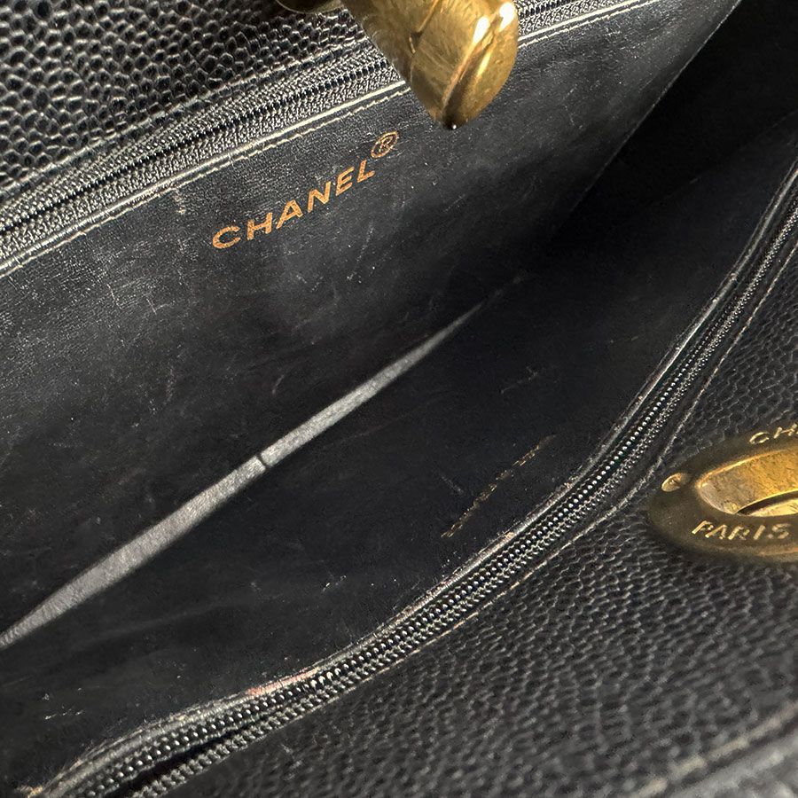 Chanel Shoulder Bag Quilted — view 5