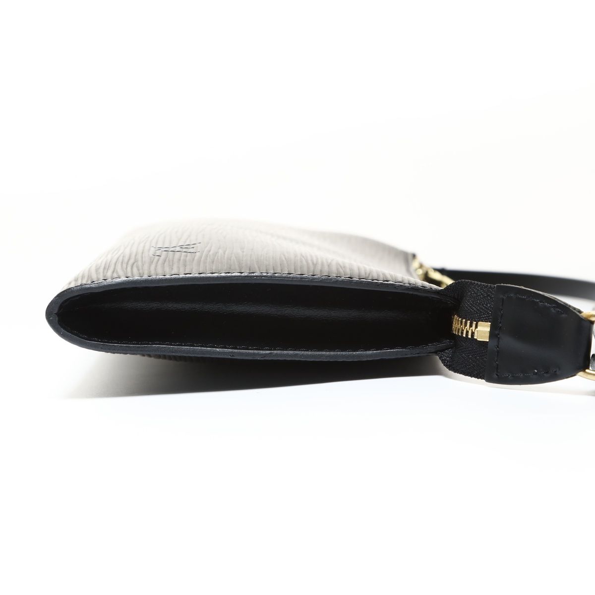 Louis Vuitton Handbag Pochette Epi — view 4