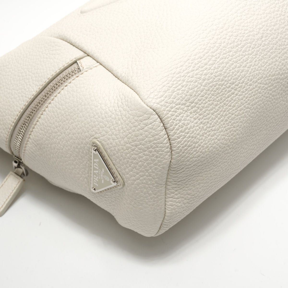 Prada Shoulder Bag Vitello Daino Cross — view 5