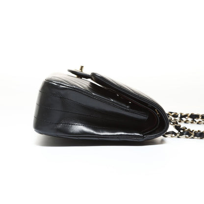 Chanel Shoulder Bag Chez Blanc CC Logo Double Flap — view 4
