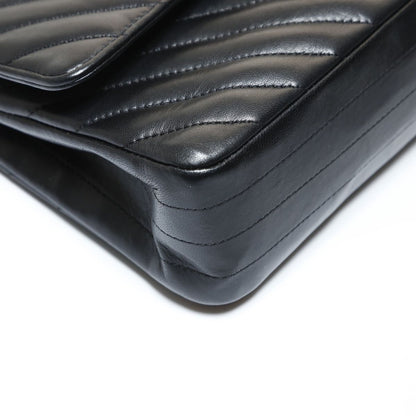 Chanel Shoulder Bag Chez Blanc CC Logo Double Flap — view 5