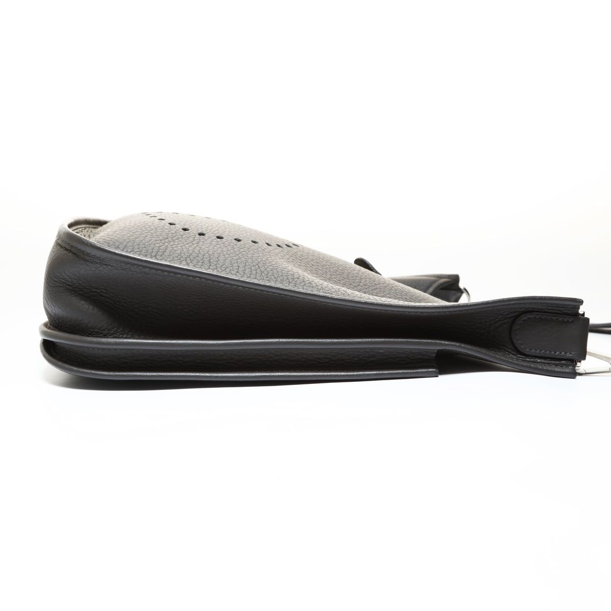 Hermes Shoulder Bag Evelyne 2 Taurillon Clemence — view 4