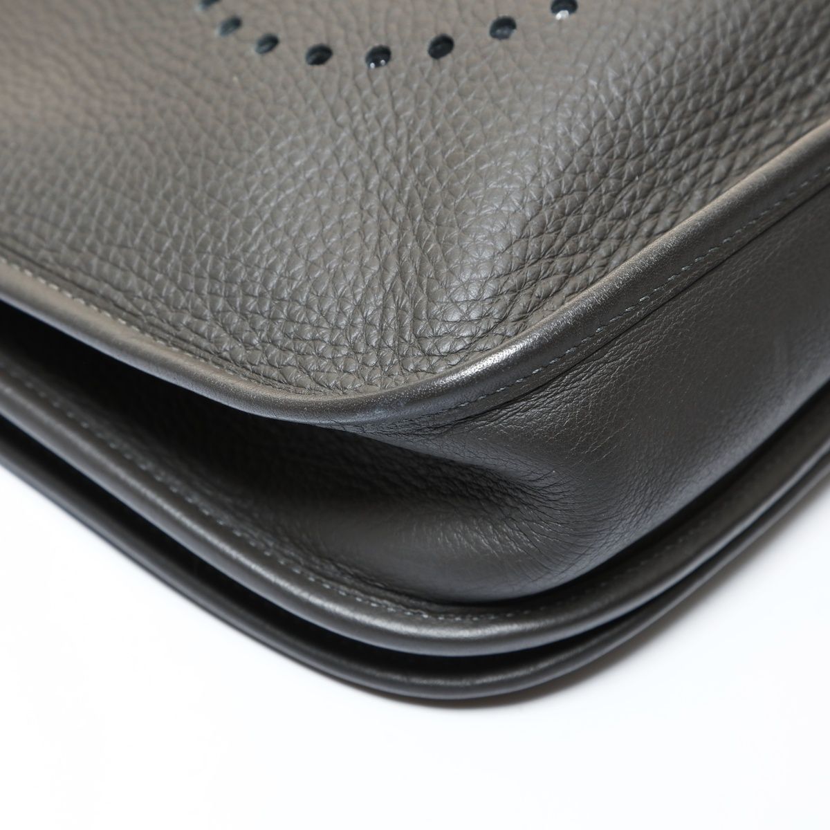 Hermes Shoulder Bag Evelyne 2 Taurillon Clemence — view 5