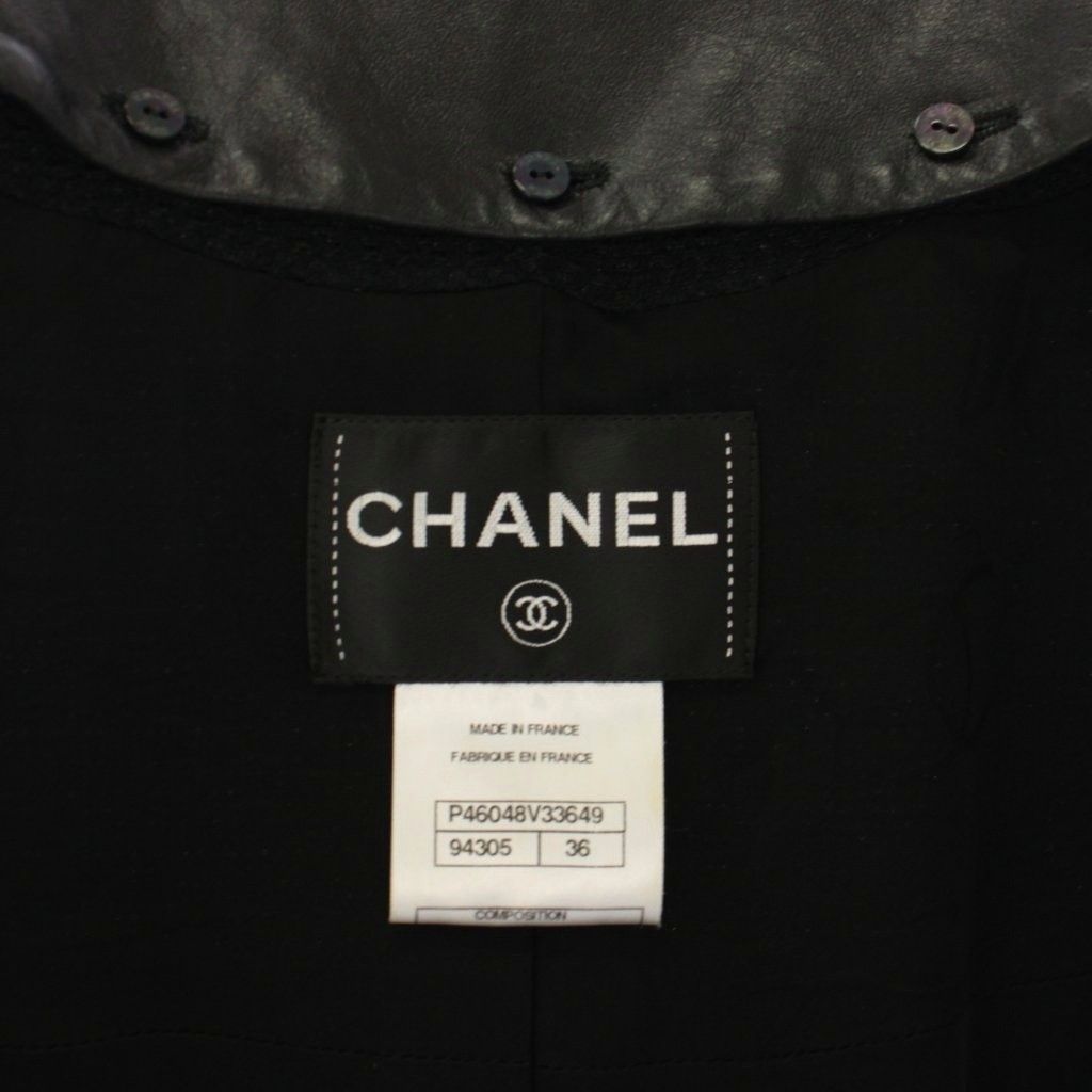 Chanel Collarless Jacket Tweed Pearl Button CC Logo 36 Black — view 8