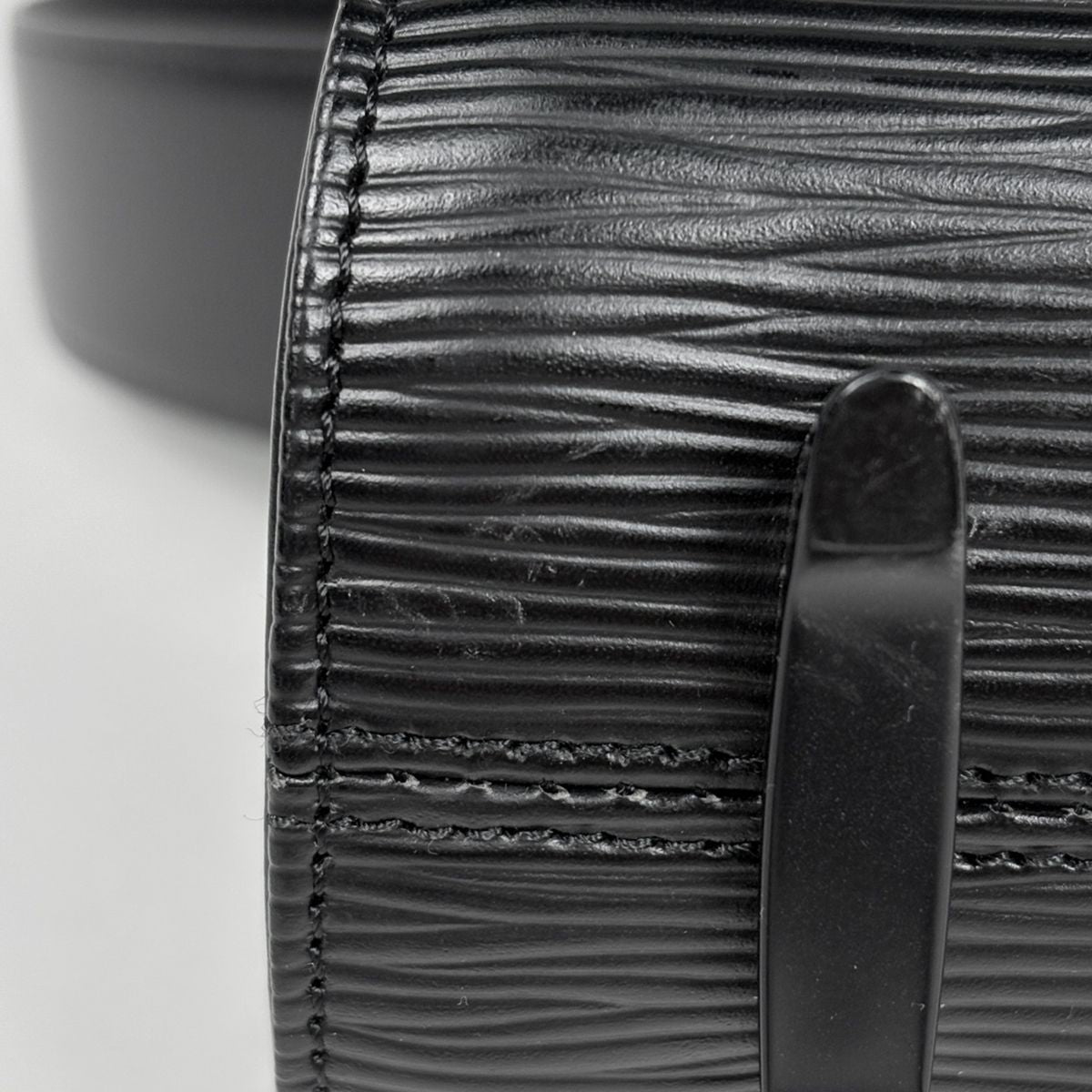 Louis Vuitton Nocturne PM Epi Noir Shoulder Bag — view 3