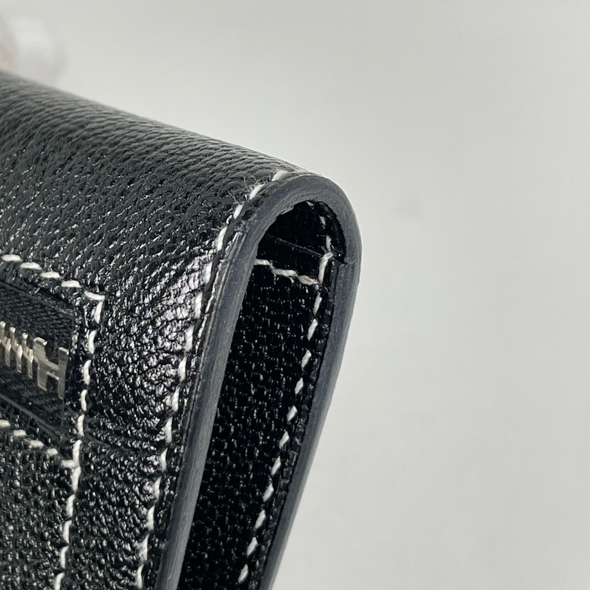 Hermes in the Loop Compact Bifold Wallet Chevre Misor Black — view 3