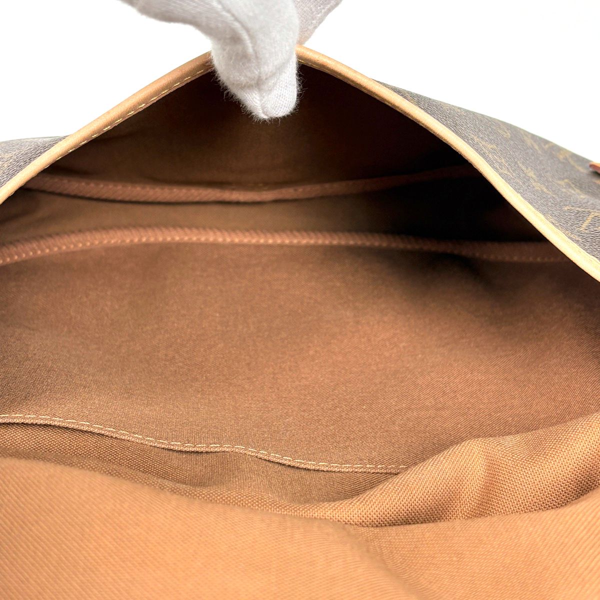 Louis Vuitton Saumur 30 Crossbody Shoulder Bag Monogram Brown — view 7