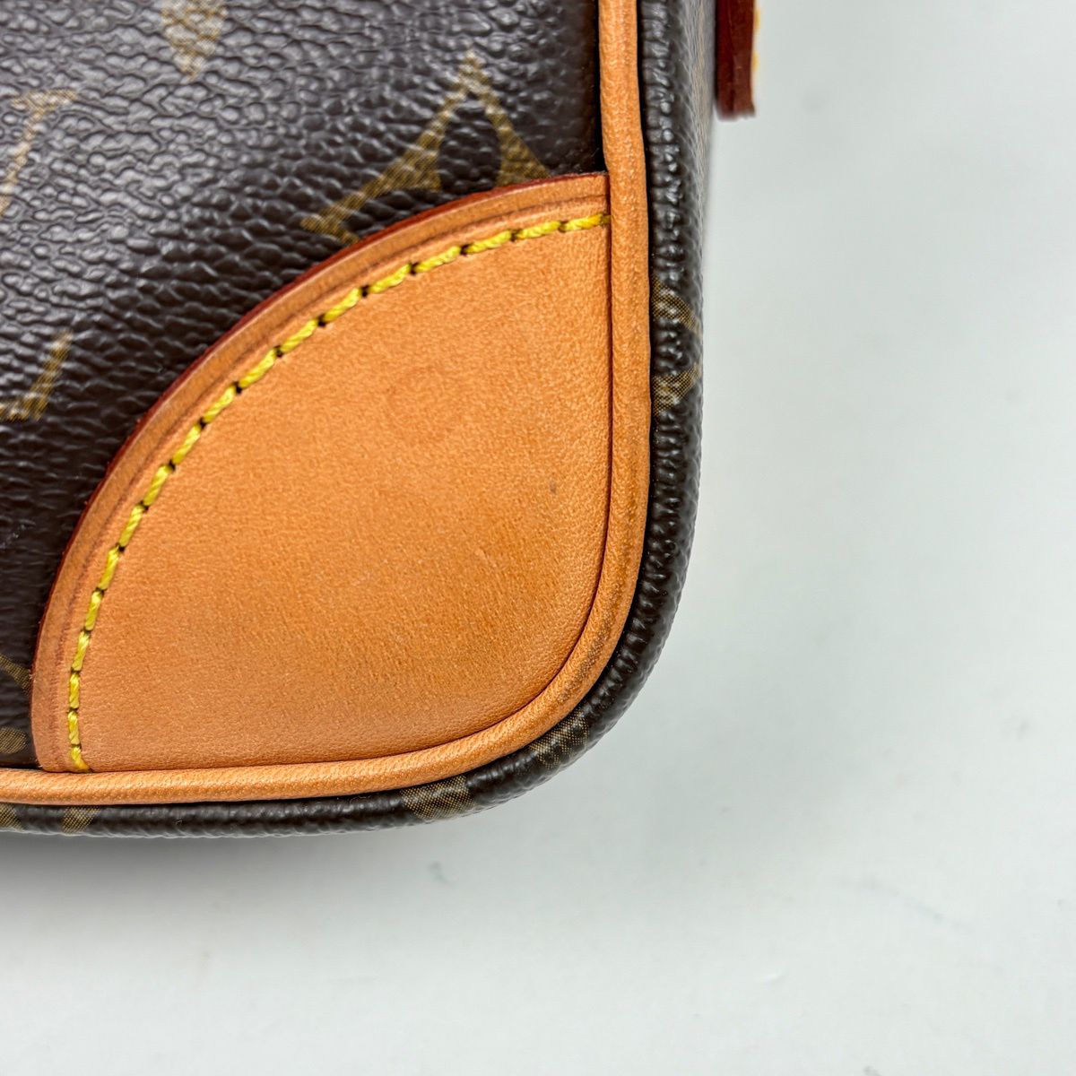 Louis Vuitton Trocadero 27 Shoulder Bag Monogram Brown — view 3