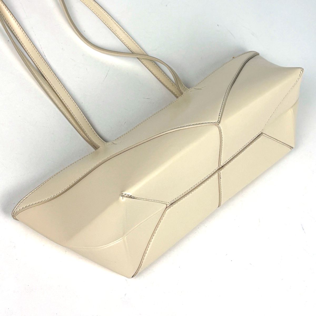 Loewe Puzzle Fold Shoulder Bag Leather White — view 2
