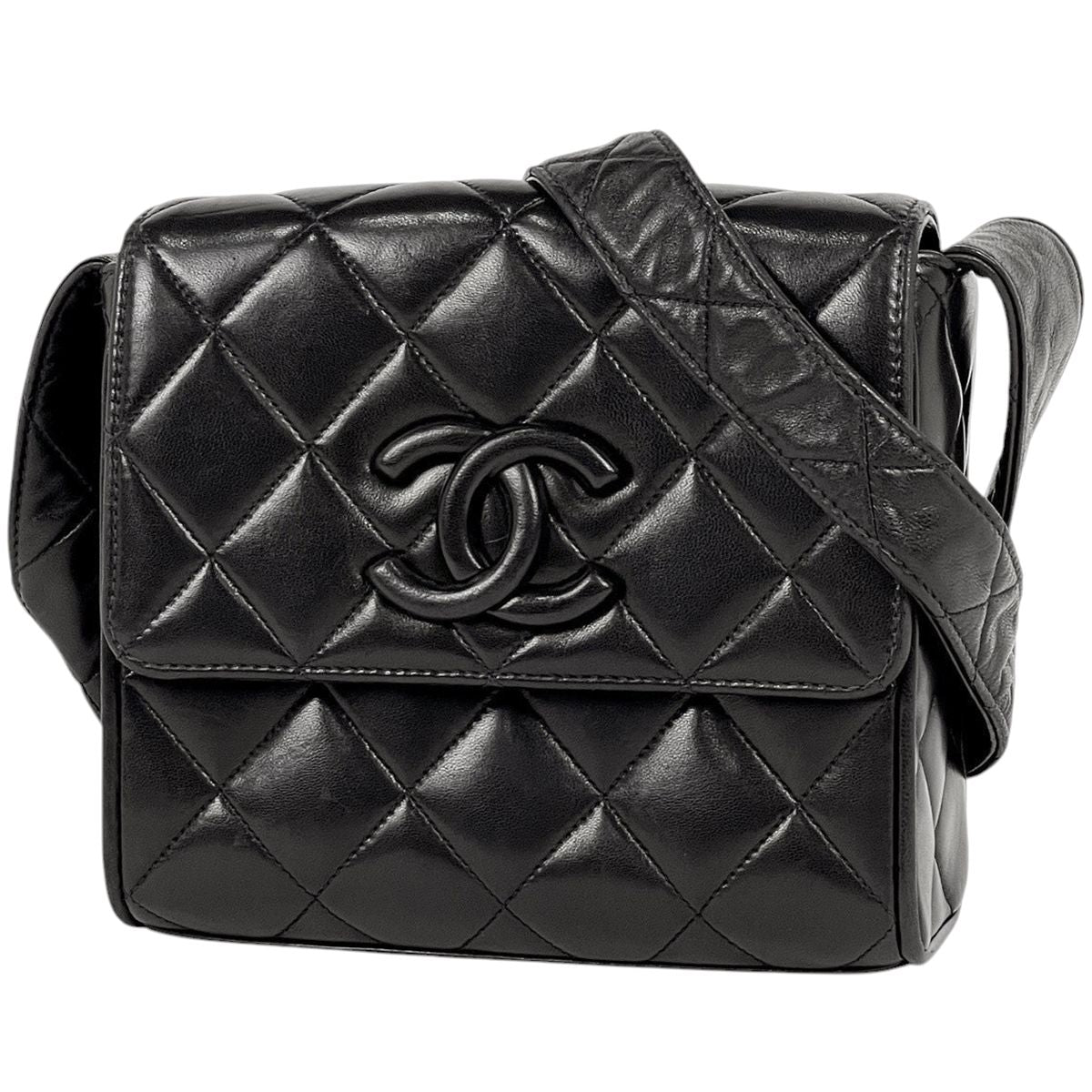 Chanel CC Logo Shoulder Bag Quilted Leather Black