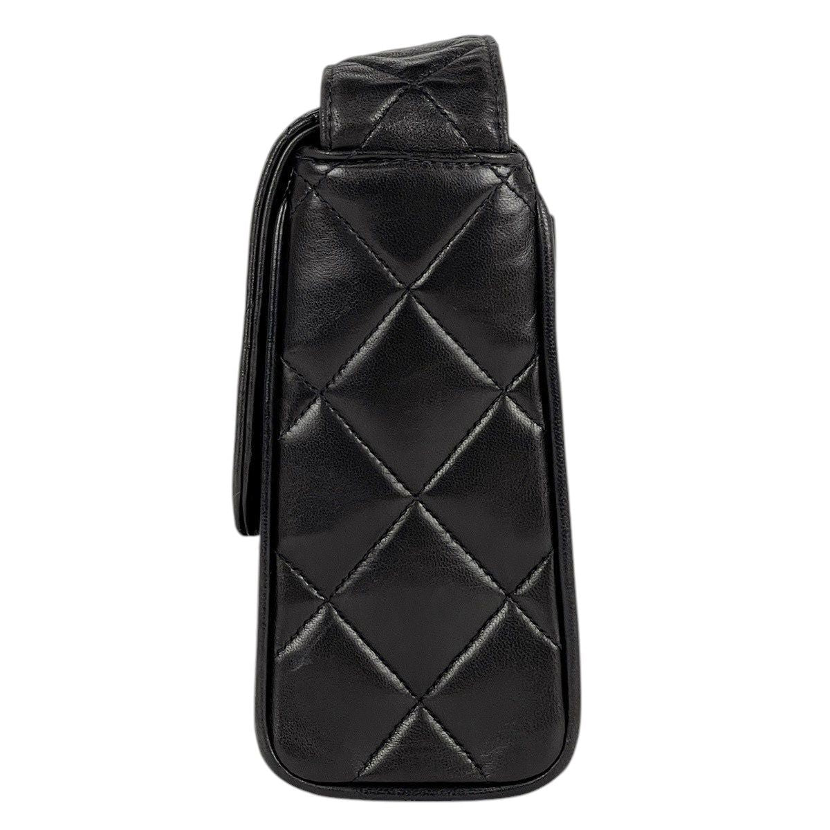 Chanel CC Logo Shoulder Bag Quilted Leather Black — view 2