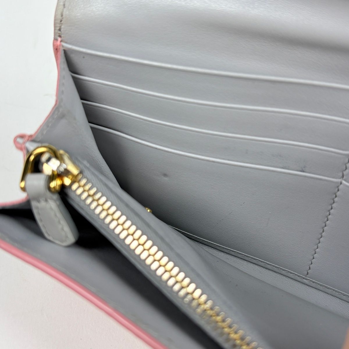Prada Logo Bifold Wallet Leather Pink — view 6