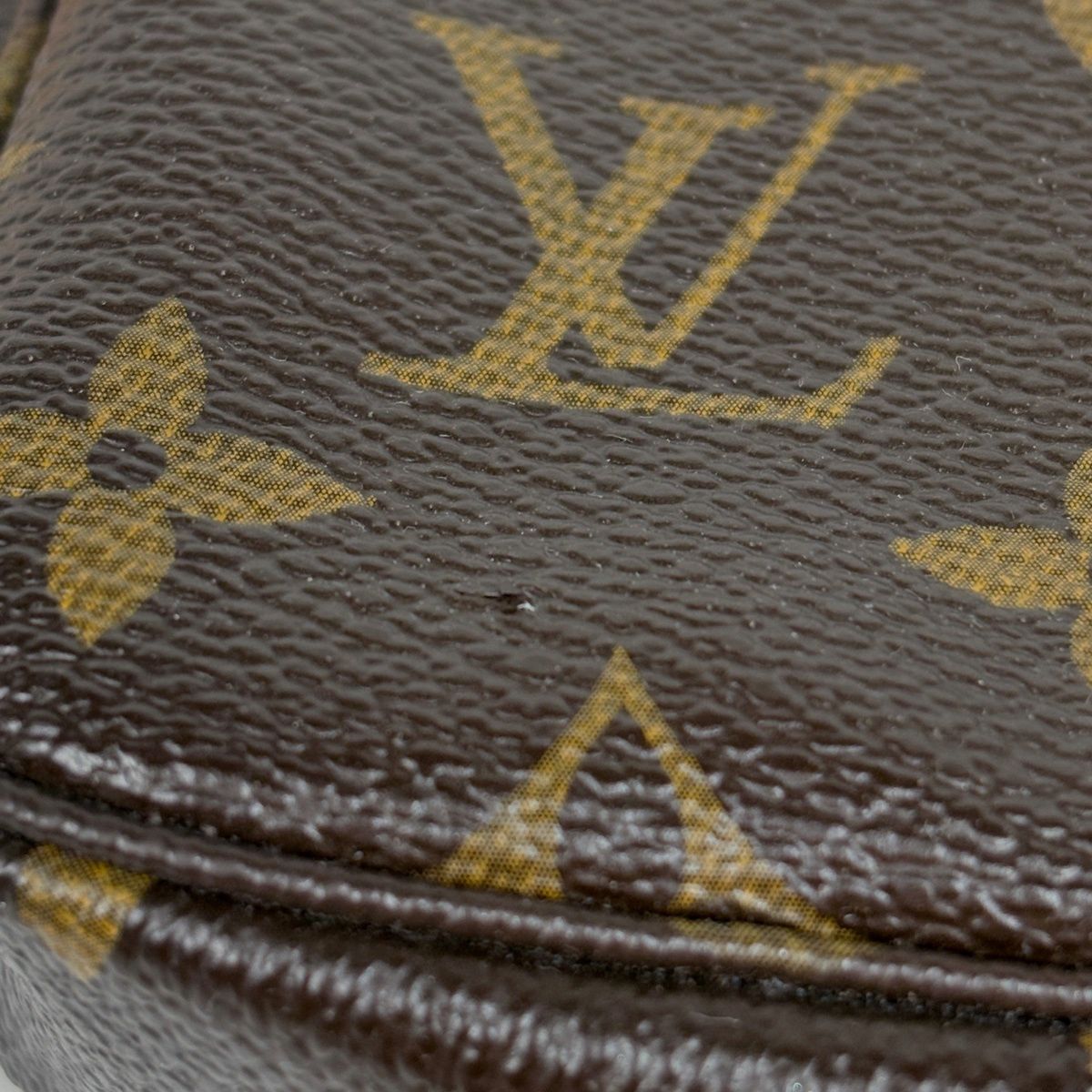 Louis Vuitton Mini Pochette T&b Makeup Cosmetics Pouch Monogram Brown — view 4
