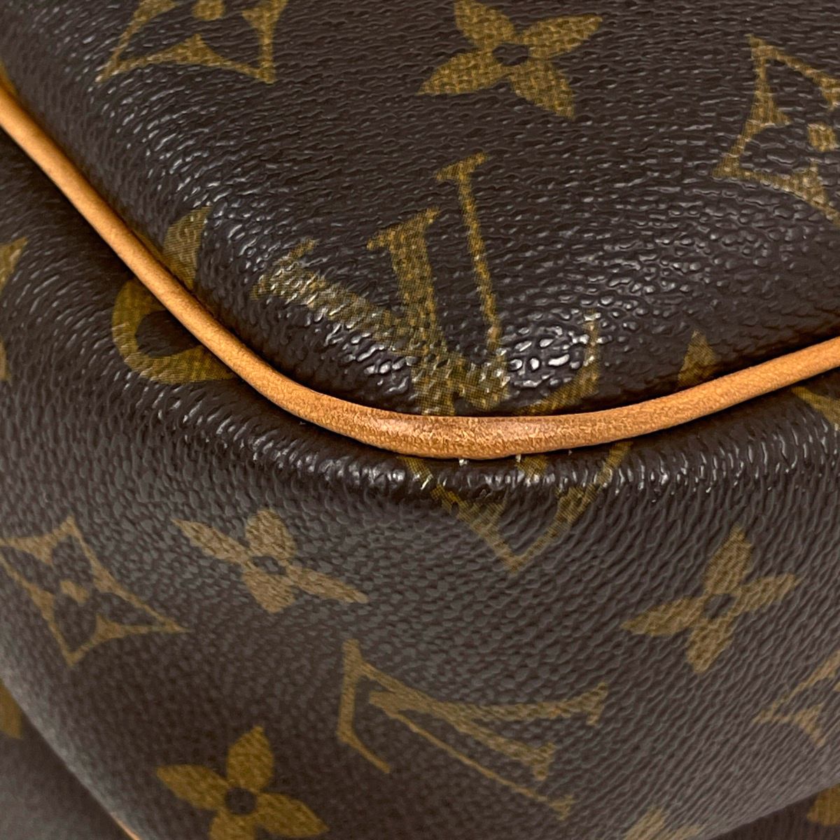 Louis Vuitton Reporter PM Shoulder Bag Monogram Brown — view 3