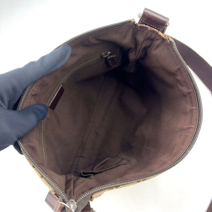 Gucci GG Canvas Leather Brown Beige Shoulder Bag Silver — view 3