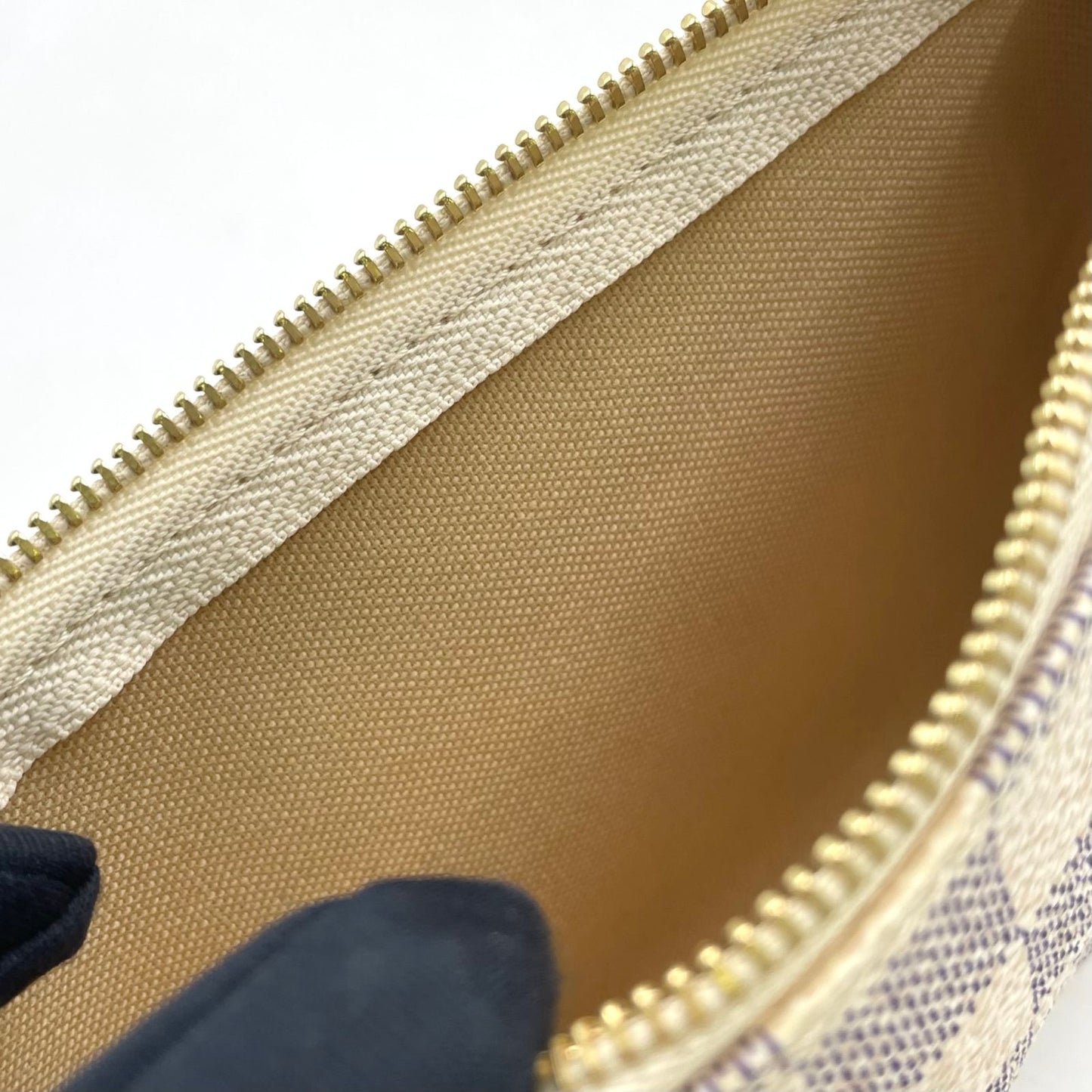 Louis Vuitton Mini Pochette Accessoire Damier Azur White Handbag Gold — view 6