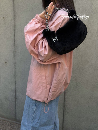 Chanel CC Logo Handbag Black Rabbit Vintage — view 2