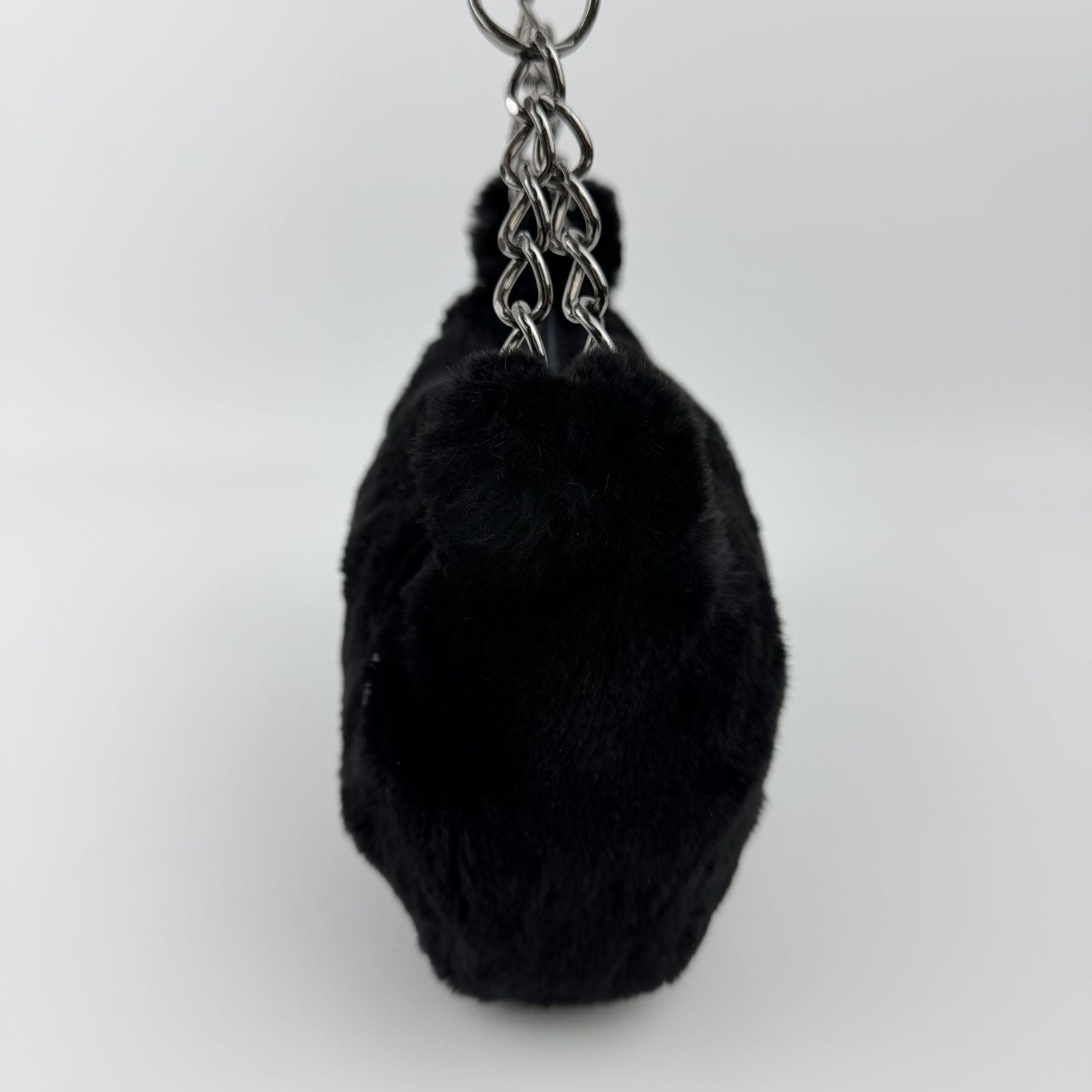 Chanel CC Logo Handbag Black Rabbit Vintage — view 7