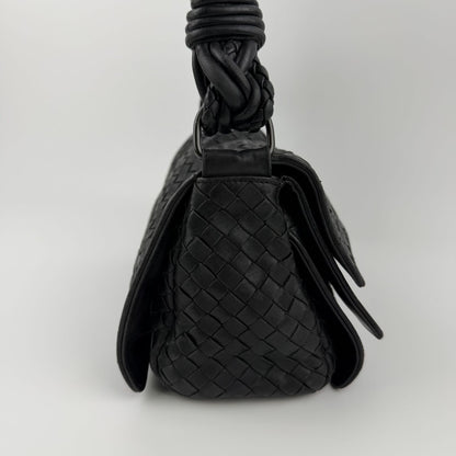 Bottega Veneta Intrecciato Shoulder Bag Black Leather Vintage — view 4