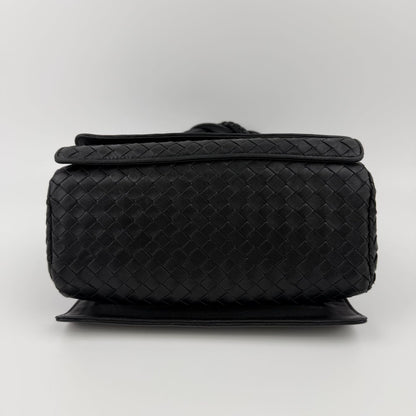 Bottega Veneta Intrecciato Shoulder Bag Black Leather Vintage — view 6