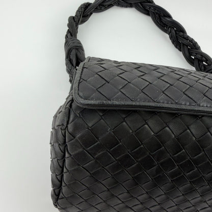 Bottega Veneta Intrecciato Shoulder Bag Black Leather Vintage — view 9