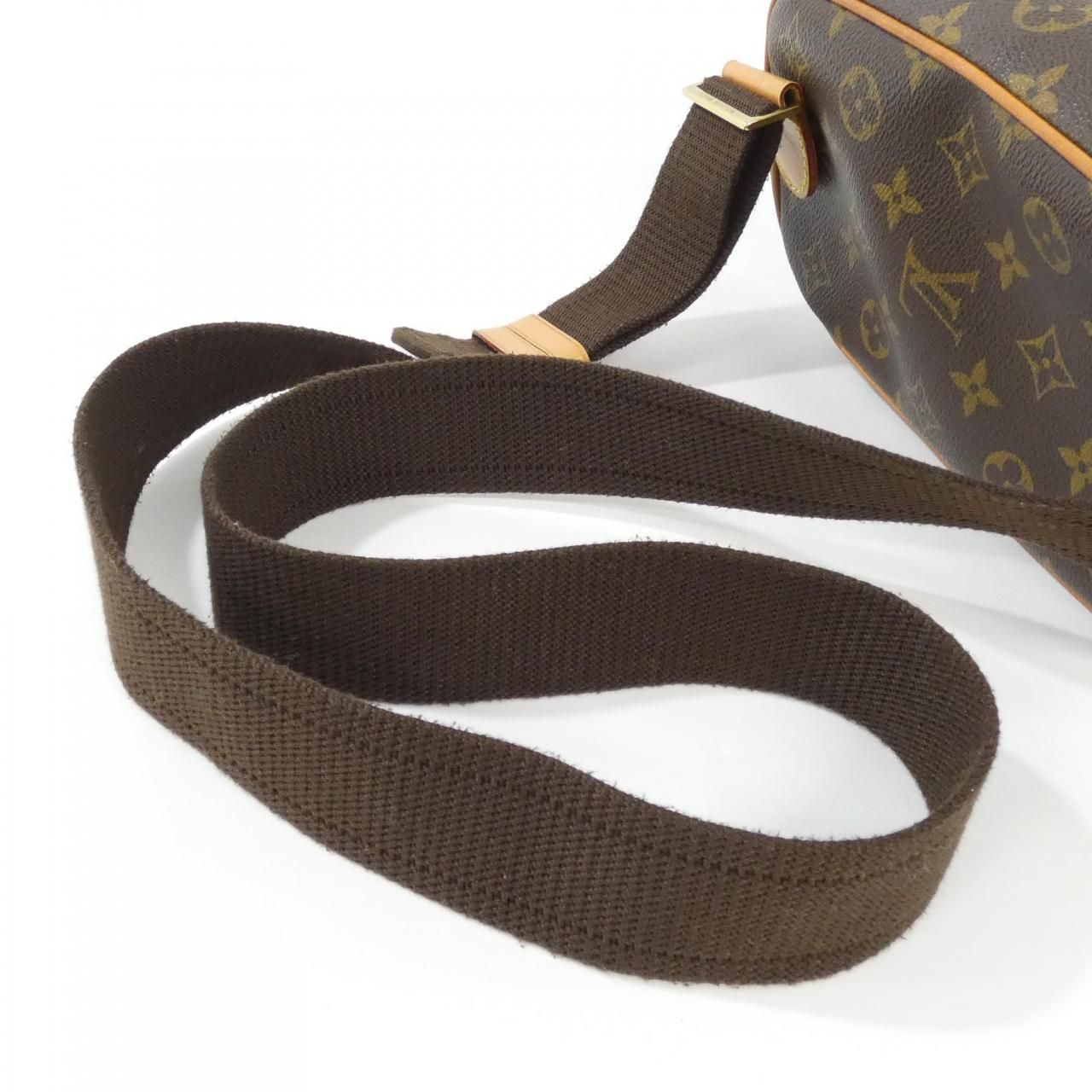 Louis Vuitton Monogram Pochette Gange — view 6