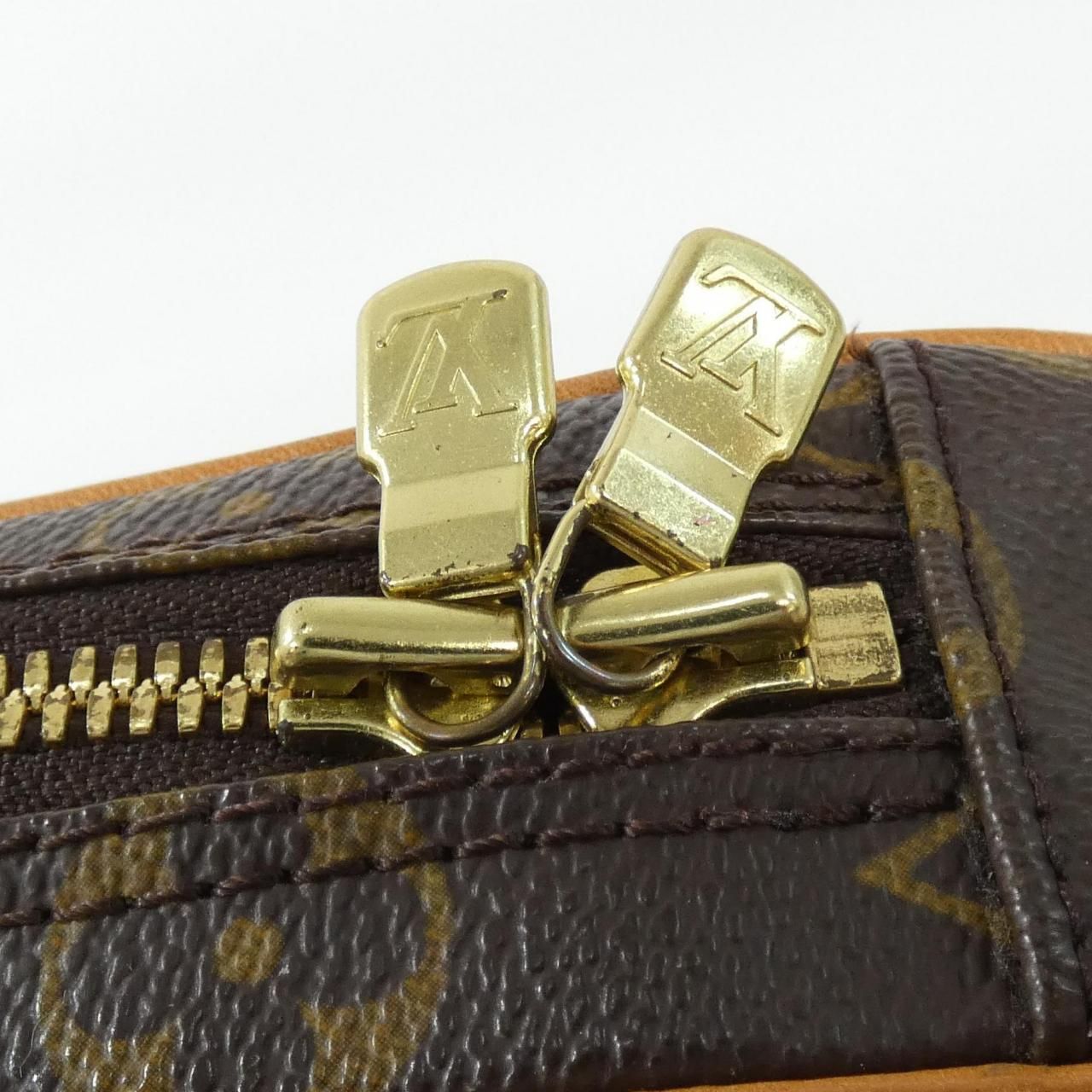 Louis Vuitton Monogram Pochette Gange — view 5