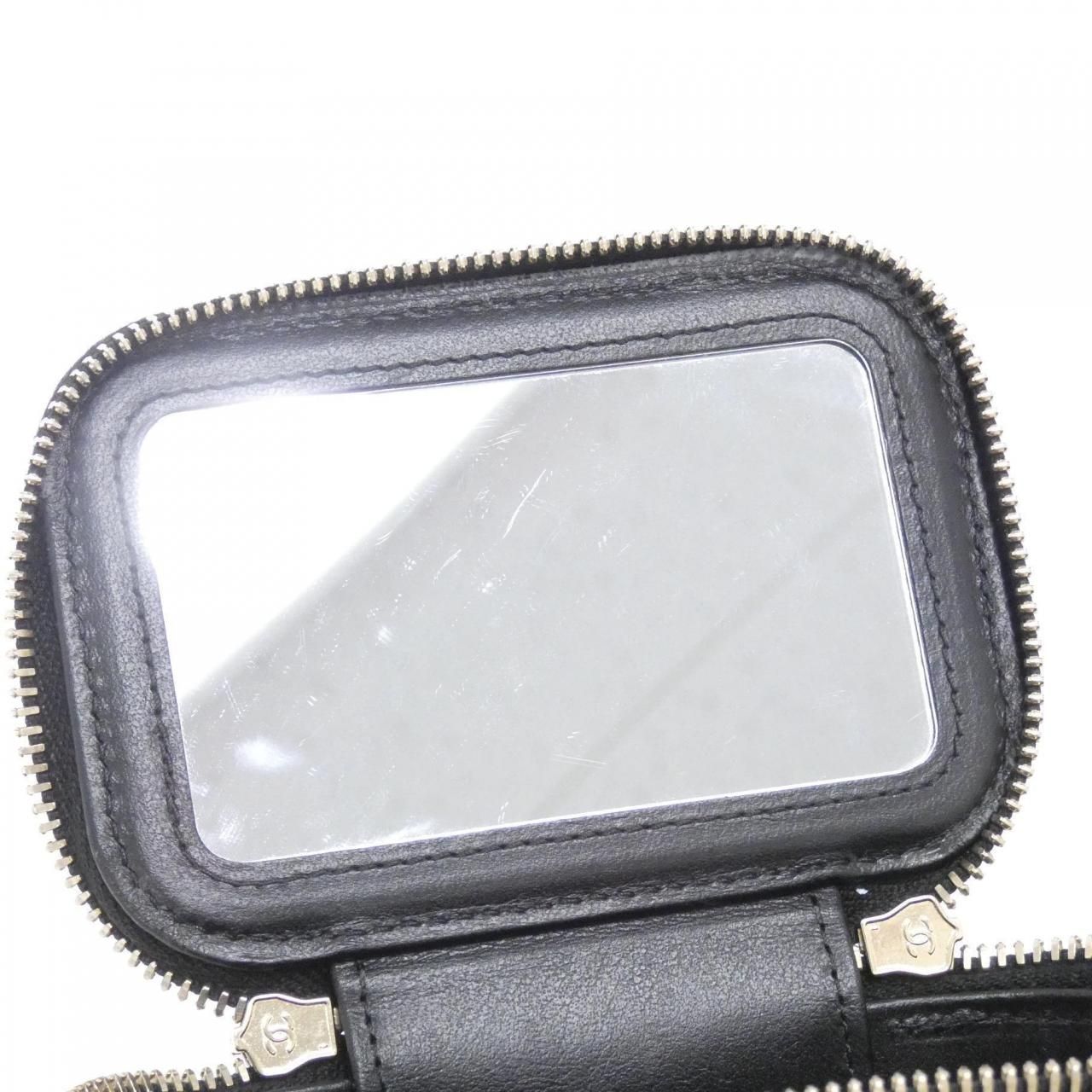 Chanel Shoulder Bag Black — view 9