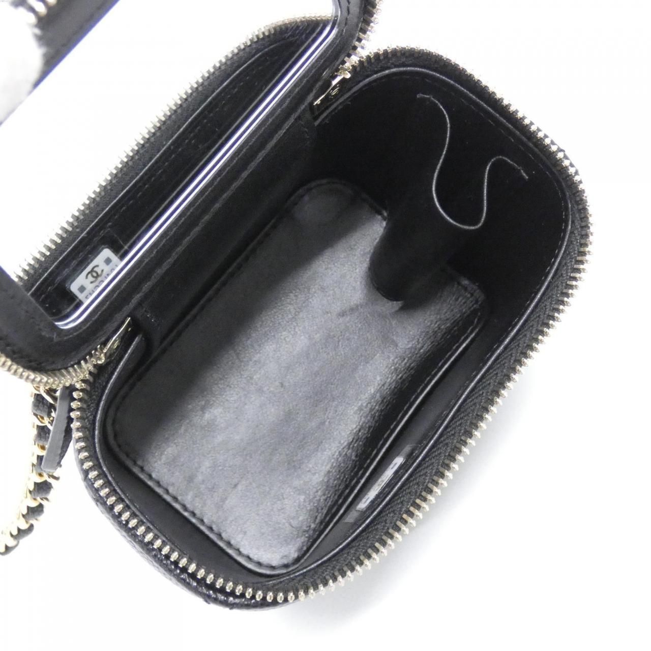Chanel Shoulder Bag Black — view 8