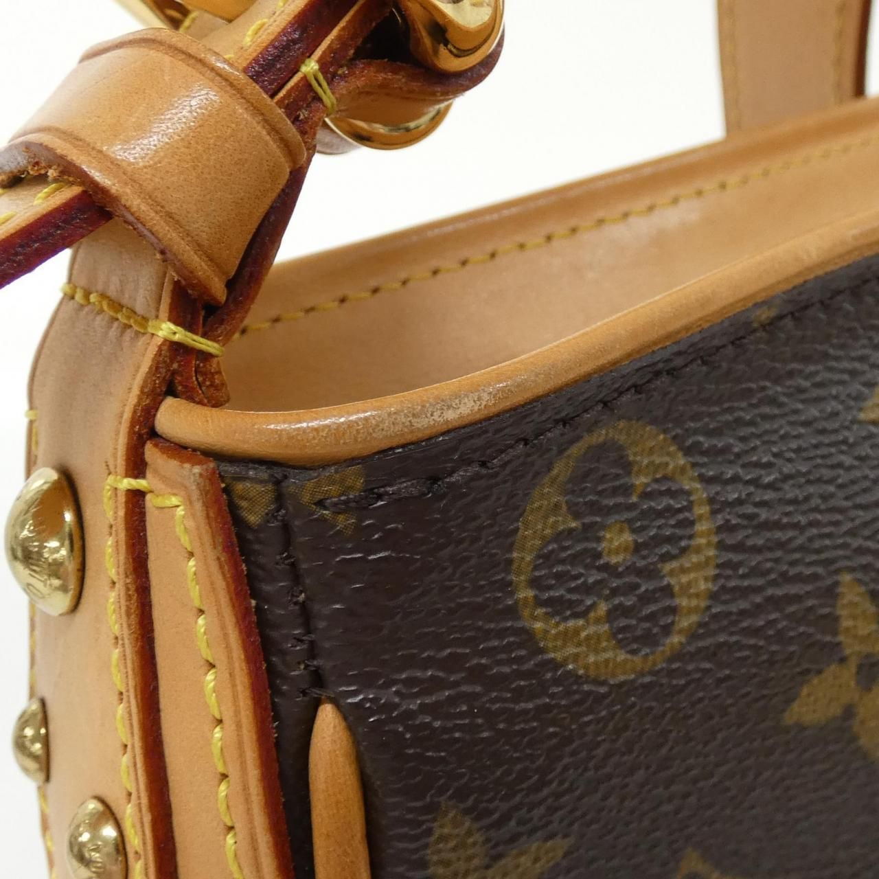 Louis Vuitton Monogram Hudson GM Shoulder Bag — view 4