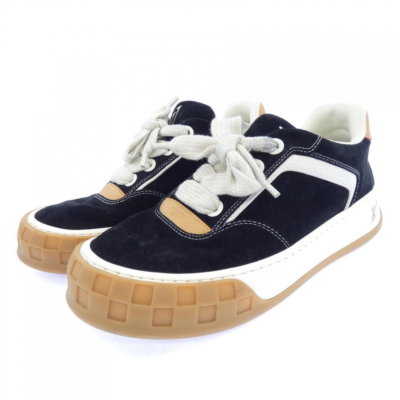 Louis Vuitton LV Tilted Sneakers — view 3