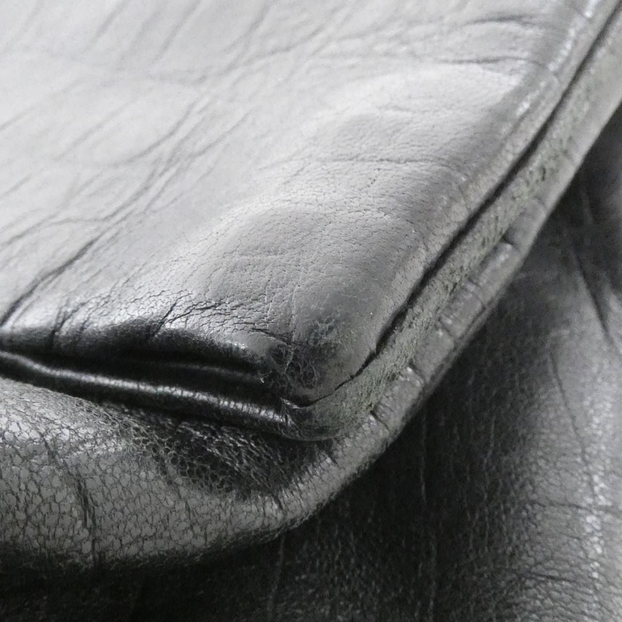 Saint Laurent West Hollywood Shoulder Bag — view 5
