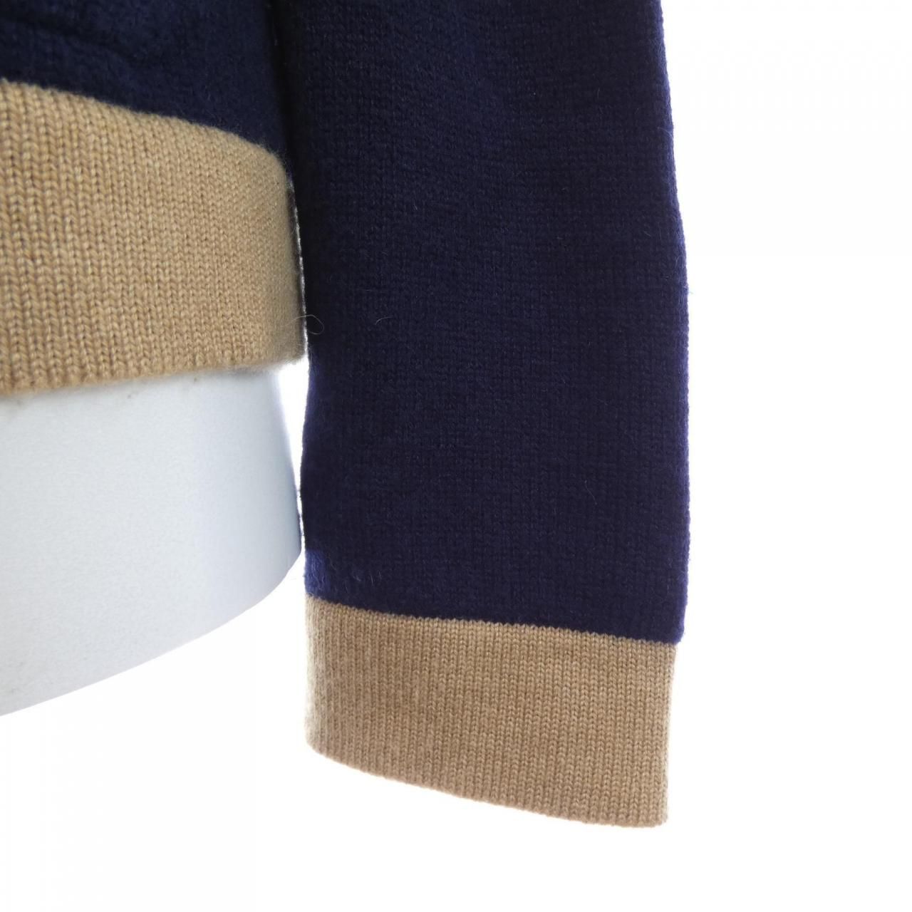 Chanel Cardigan Navy — view 6