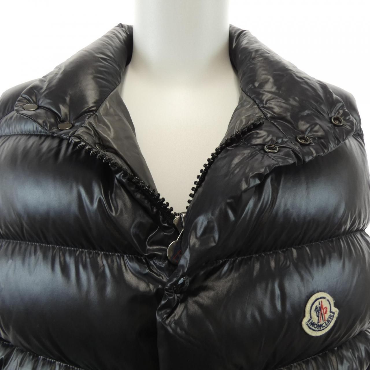 Moncler Tibb Down Jacket Vest — view 6